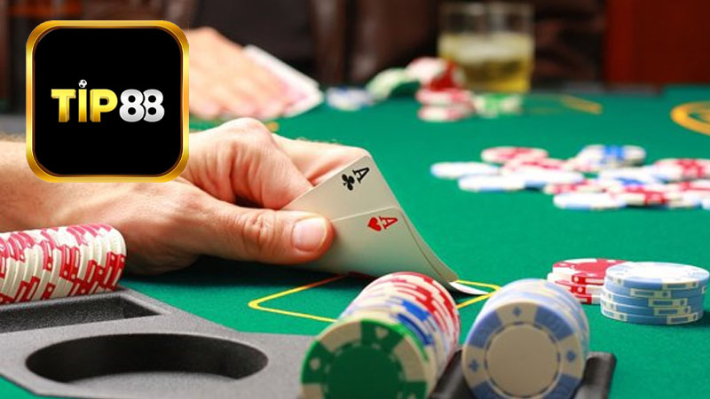 Chiến thuật chơi Poker Tip88 hiệu quả
